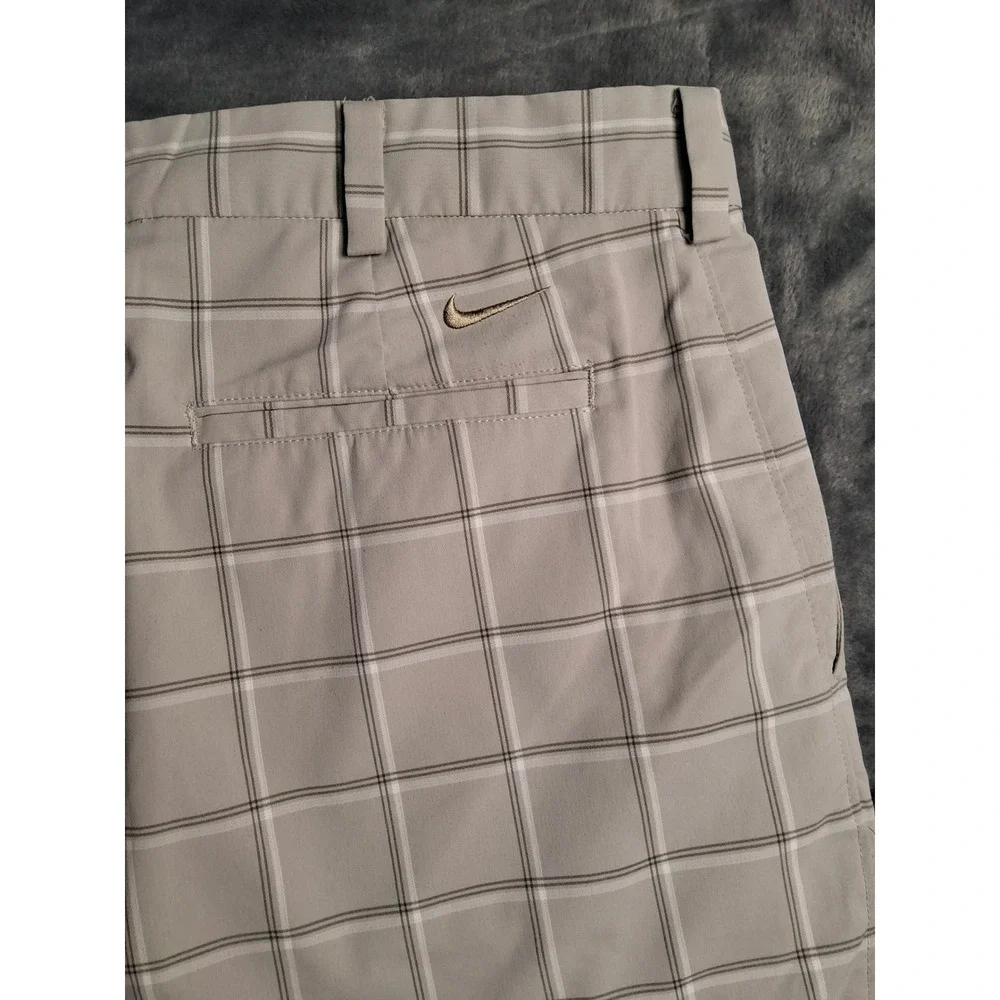Nike Golf Dri-FIT Mens Grey Plaid Flat Front Performance Shorts‎ Size 36